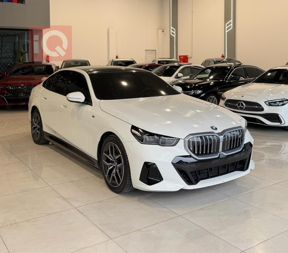 بي ام دبليو i5